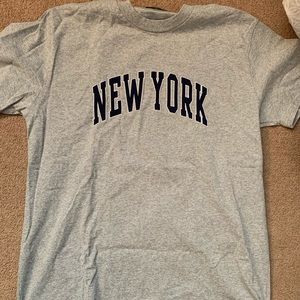 Brandy Melville New York Graphic T-shirt
